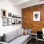 Loft 80m2 W Sercu Miasta Μπίντγκοστς