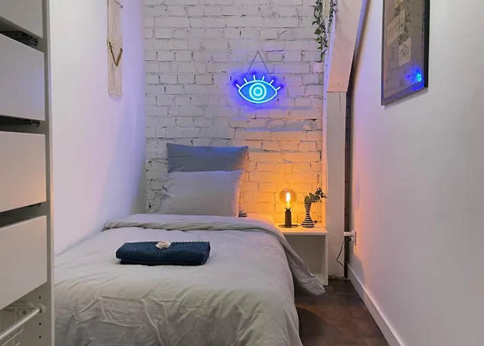 Loft 80m2 W Sercu Miasta アパート *